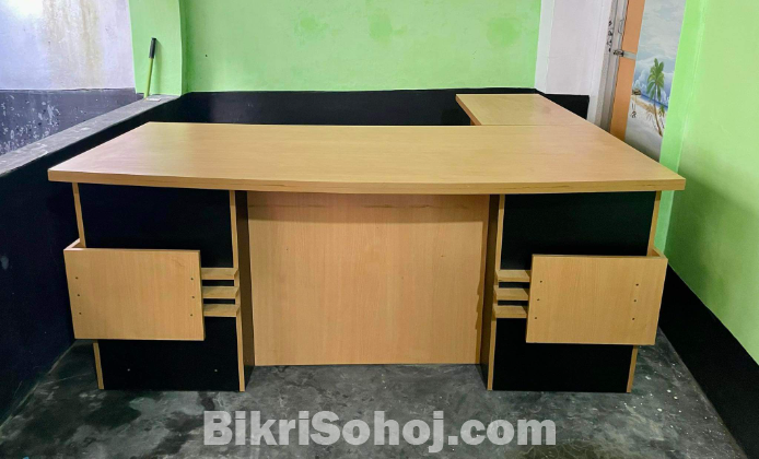 Office table